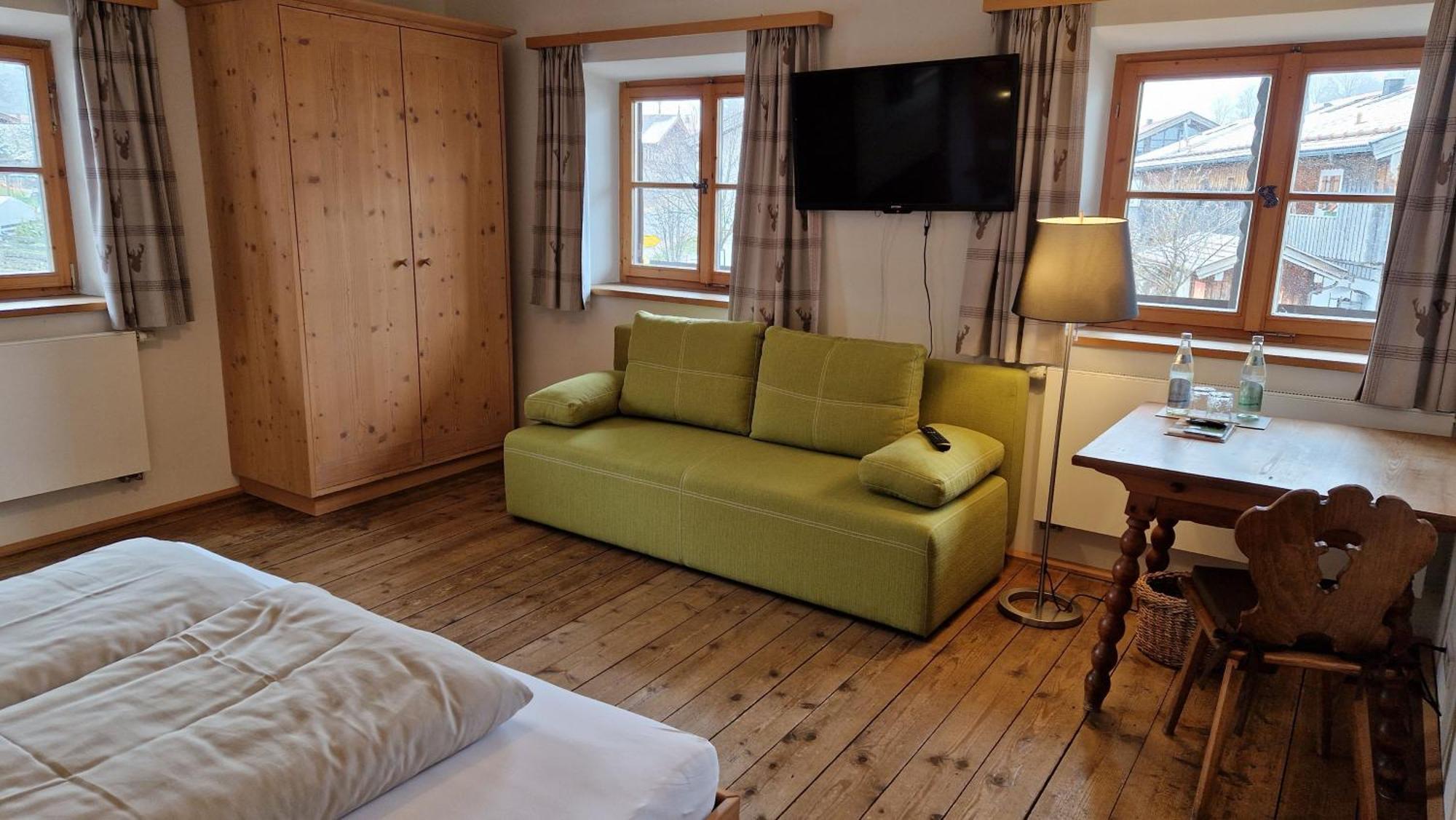 Hotel Landgasthof Alter Wirt Фишбахау Экстерьер фото