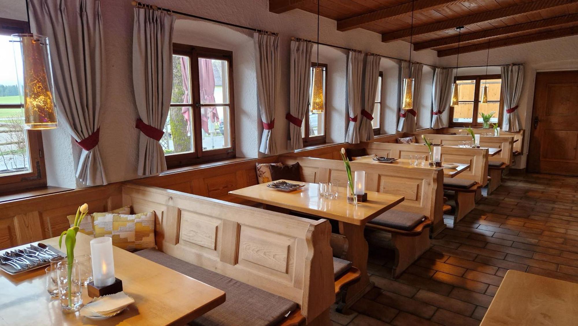 Hotel Landgasthof Alter Wirt Фишбахау Экстерьер фото