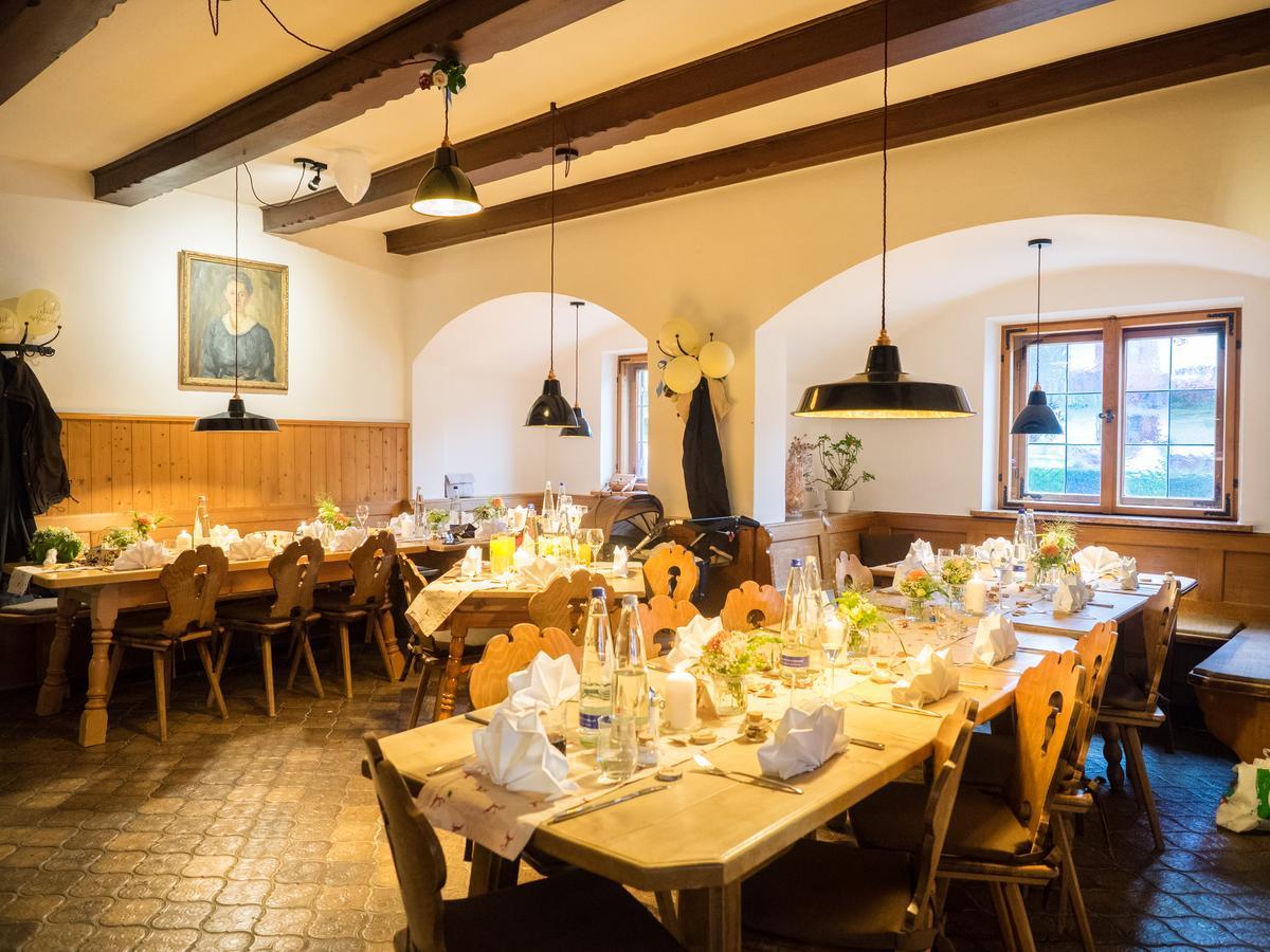 Hotel Landgasthof Alter Wirt Фишбахау Экстерьер фото